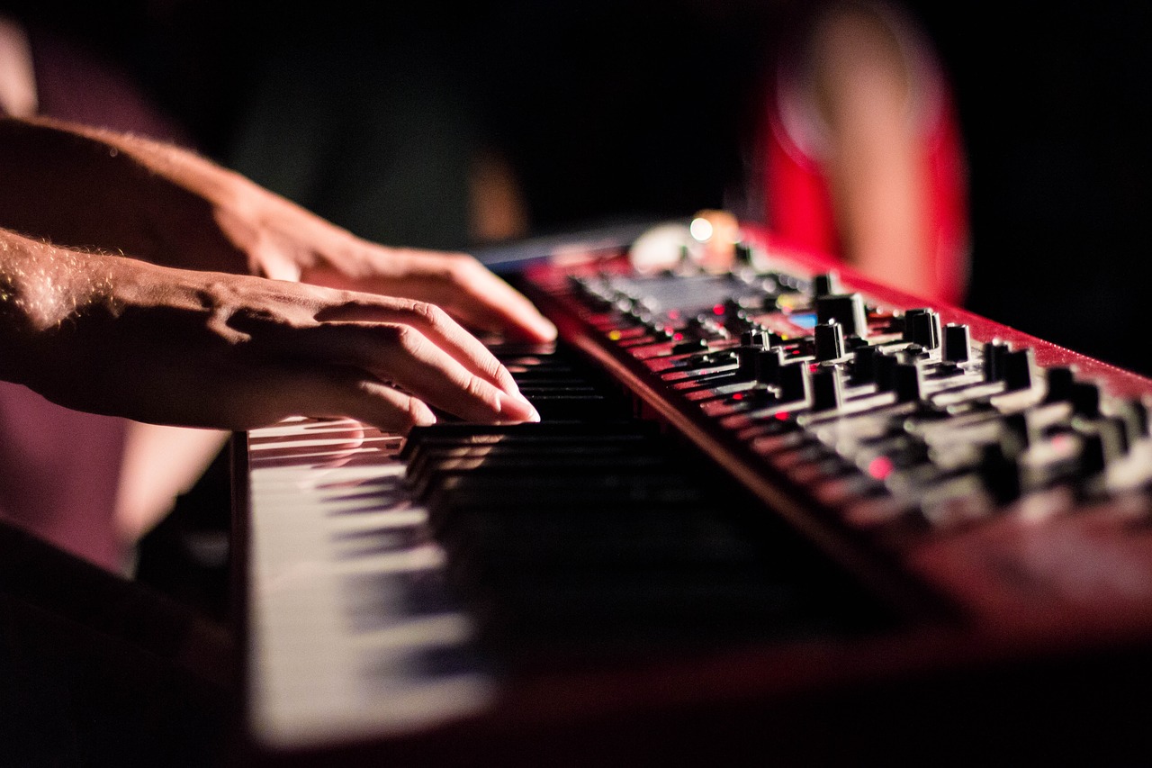 hands, keyboard, music